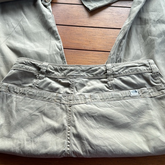 THE NORTH FACE Womens Pants Size 6 Tan Chino Straight Convertible NOBLE STRETCH - Picture 12 of 13